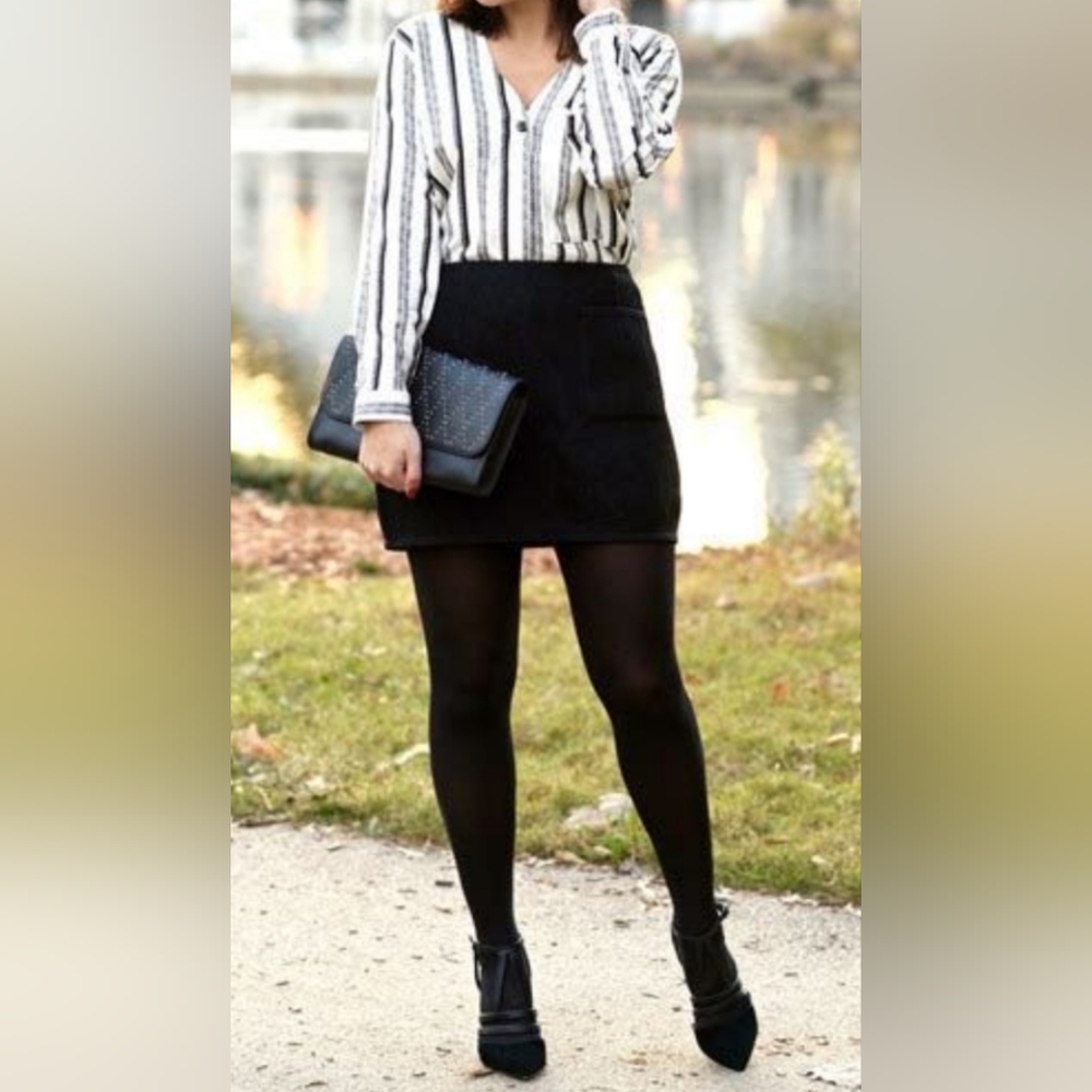 Skirt Women White House Black Market Color Black Style Casual Size 2 Zipper
